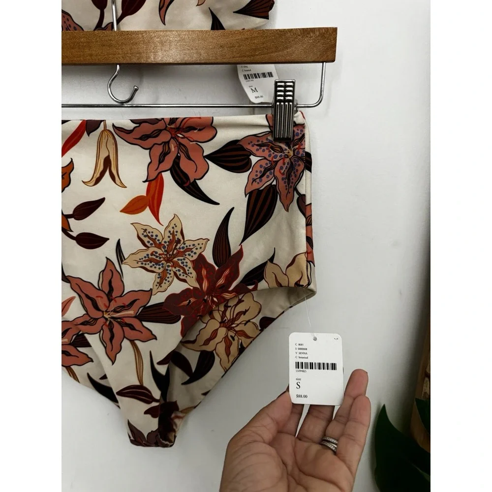 Stone Fox‎ Swim Sumatra Lili Gaze White Floral Bikini Resort Set NWT